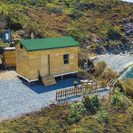 Darni Karavan Campsite